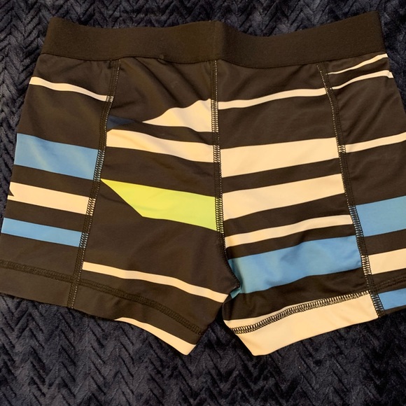 Nike Pro - Picture 4 of 5